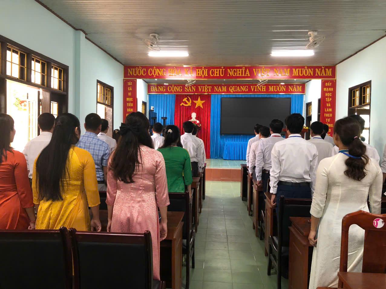 Sinh hoạt Chính trị chào cờ đầu tuần tháng 10